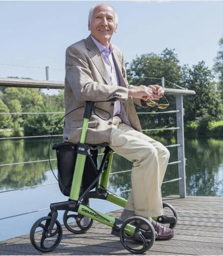 واکر چرخ دار تاشو  Rollator رولیتور واکر آلمانی